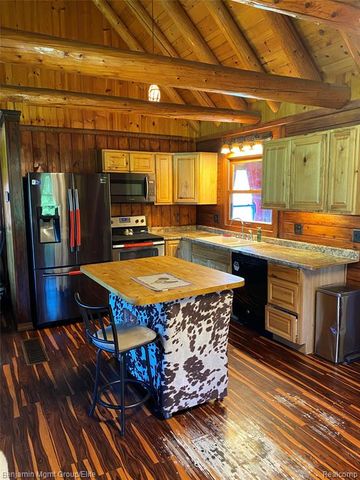 6827 Lapeer Road, Kimball, MI 48074