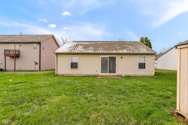 9610 English Oak Place, Indianapolis, IN 46235