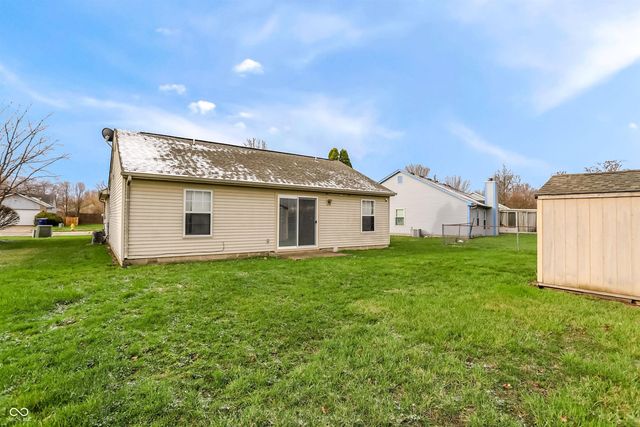 9610 English Oak Place, Indianapolis, IN 46235