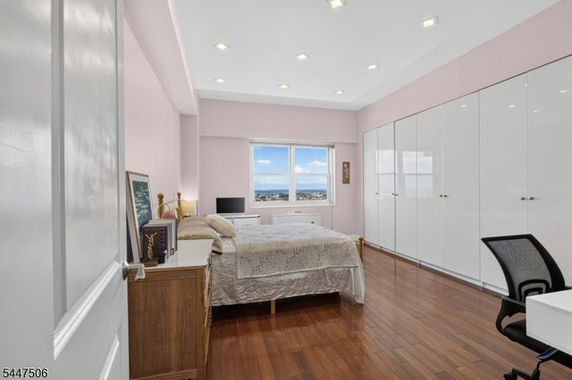 6600 Kennedy Blvd E Apt 23J 23J, West New York Town, NJ 07093