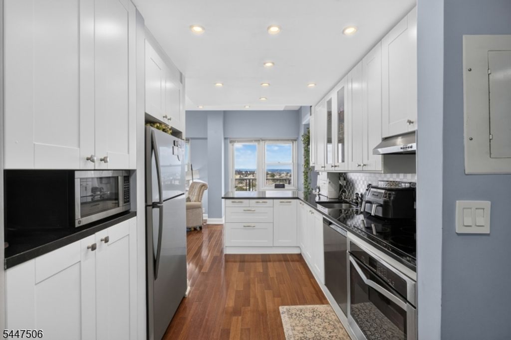 6600 Kennedy Blvd E Apt 23J 23J, West New York Town, NJ 07093 — photo 3