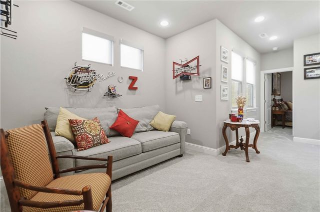 5125 Sagely Lane, Fayetteville, AR 72703