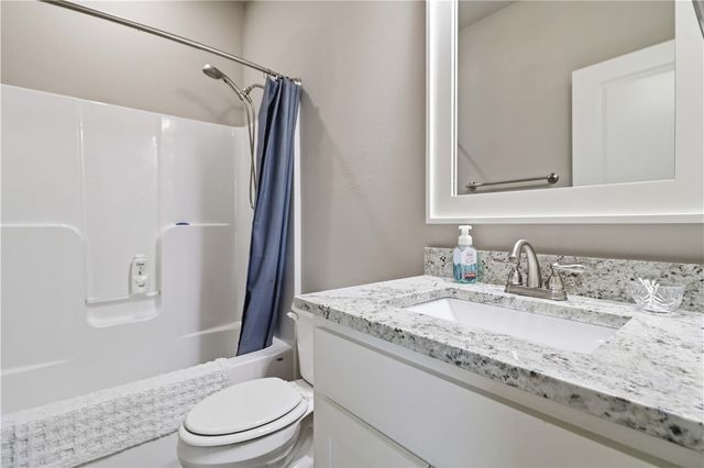 5125 Sagely Lane, Fayetteville, AR 72703