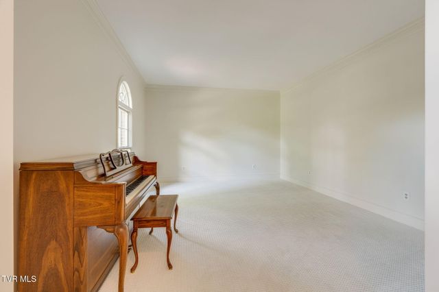 1005 Huntington Court, Kingsport, TN 37660