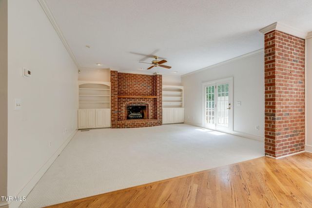 1005 Huntington Court, Kingsport, TN 37660