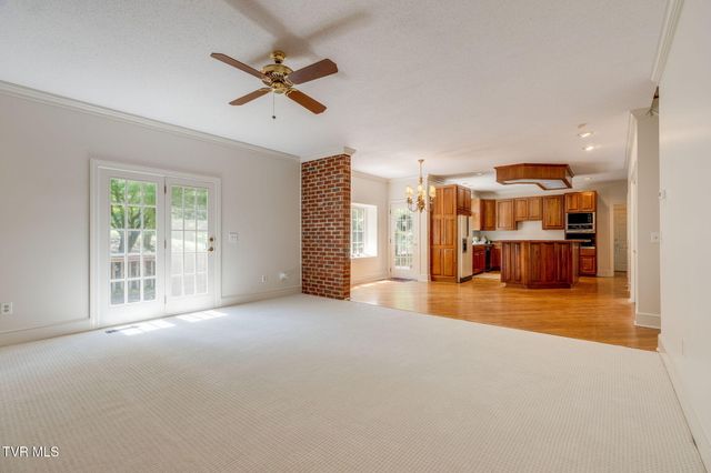 1005 Huntington Court, Kingsport, TN 37660