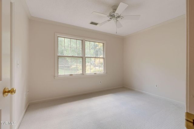 1005 Huntington Court, Kingsport, TN 37660