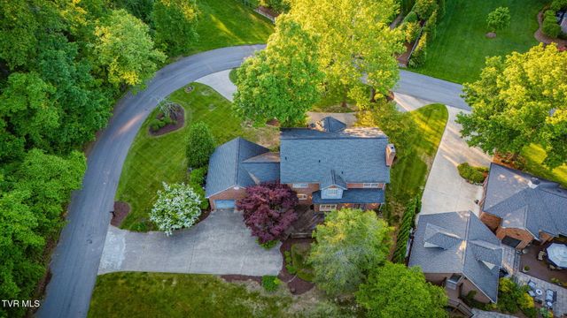 1005 Huntington Court, Kingsport, TN 37660