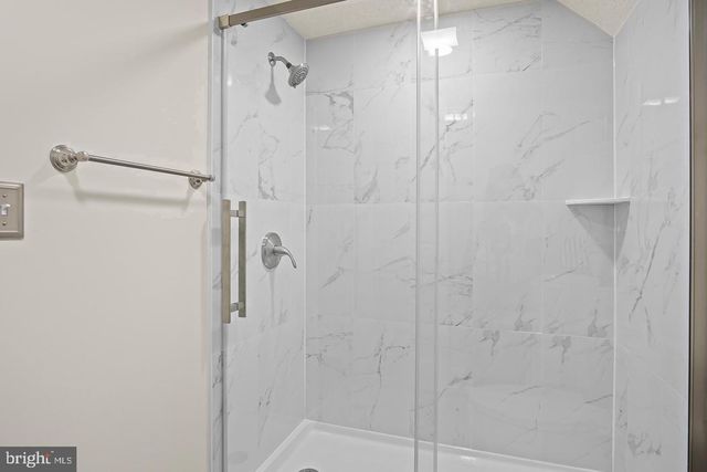 243 N LOCUST ST, Hagerstown, MD 21740