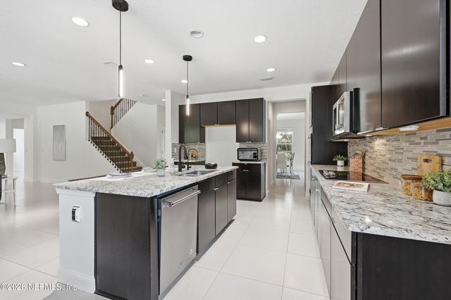 159 ROCKCREEK Drive, St. Johns, FL 32259
