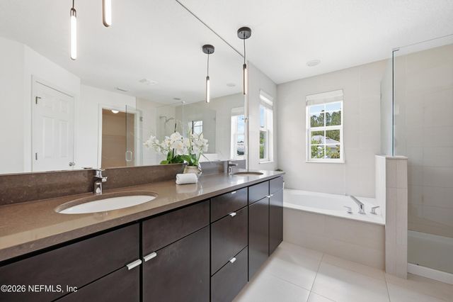 159 ROCKCREEK Drive, St. Johns, FL 32259
