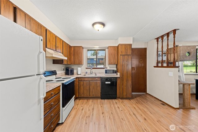 4605 73rd Street Ct E, Tacoma, WA 98443
