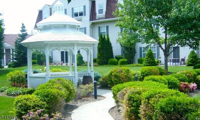 5415 Richmond Rd 415, West Milford Twp., NJ 07480