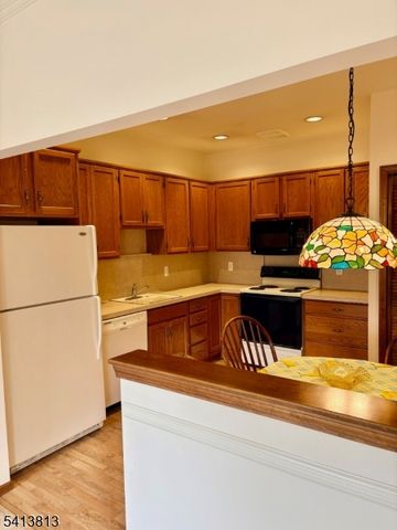 5415 Richmond Rd 415, West Milford Twp., NJ 07480