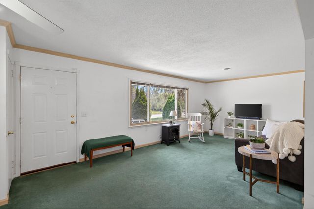 7001 Lombardy Lane, Crystal, MN 55428