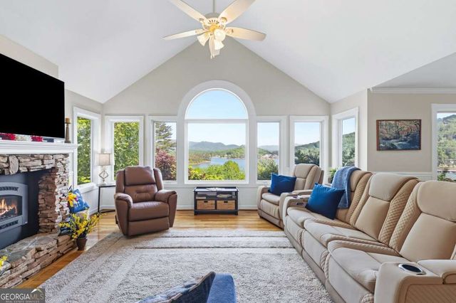 1925 Lakeview Summit Drive, Young Harris, GA 30582