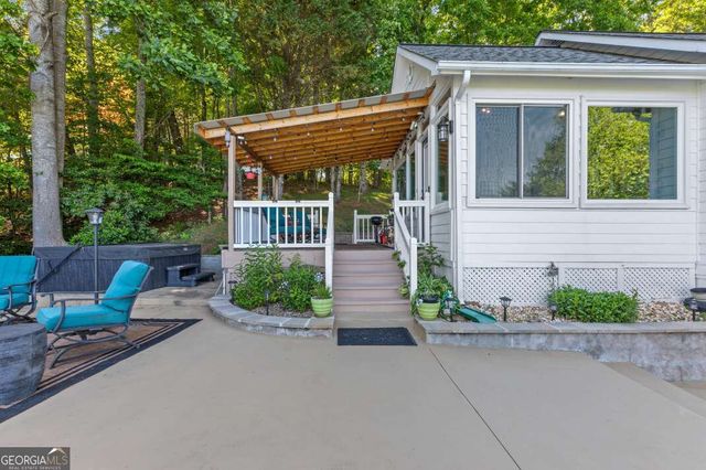 1925 Lakeview Summit Drive, Young Harris, GA 30582