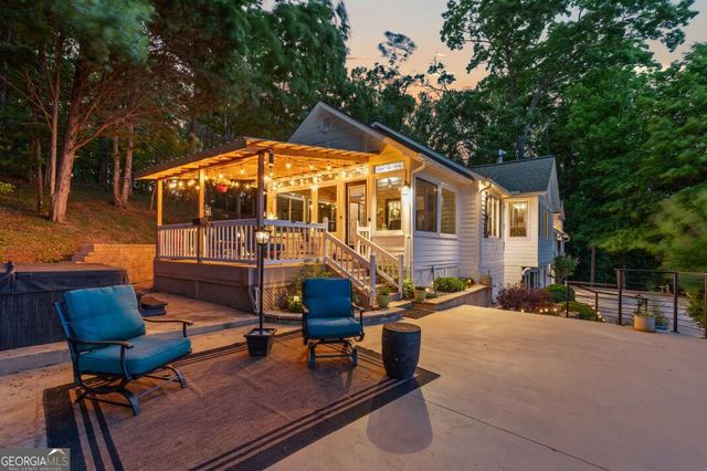 1925 Lakeview Summit Drive, Young Harris, GA 30582
