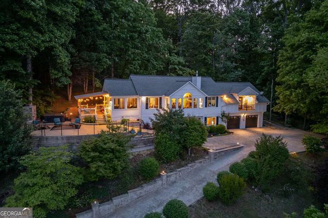 1925 Lakeview Summit Drive, Young Harris, GA 30582