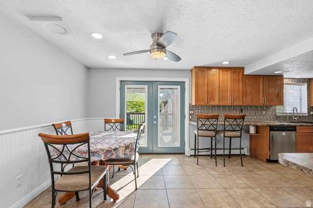 1438 N TRINNAMAN LN, Lehi, UT 84043