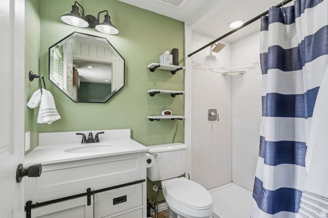 1438 N TRINNAMAN LN, Lehi, UT 84043