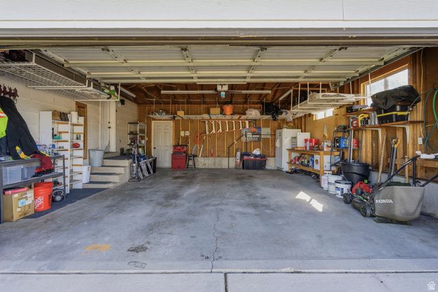 1438 N TRINNAMAN LN, Lehi, UT 84043