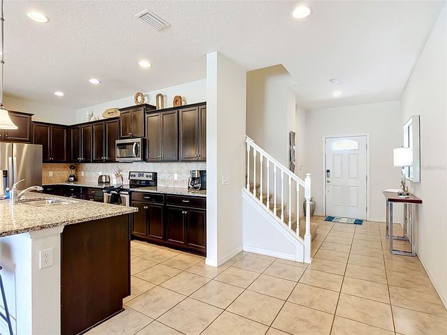 8899 GENEVE CT, Kissimmee, FL 34747