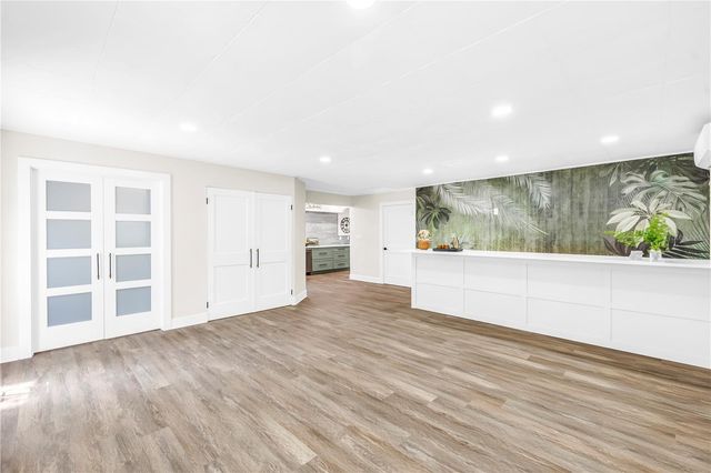 5010 109TH WAY N, St Petersburg, FL 33708