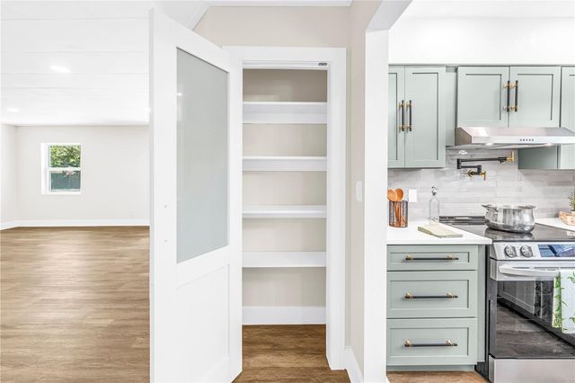 5010 109TH WAY N, St Petersburg, FL 33708