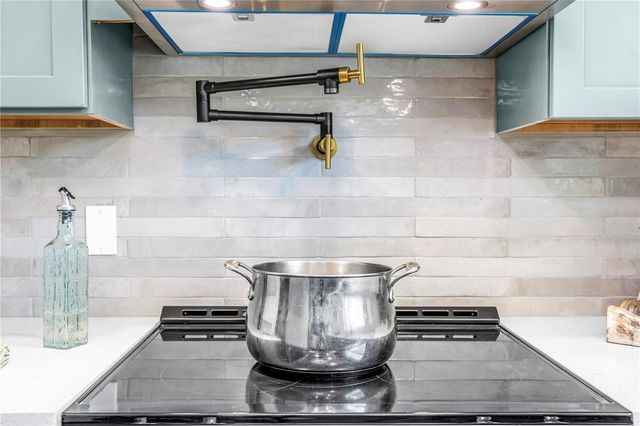 5010 109TH WAY N, St Petersburg, FL 33708