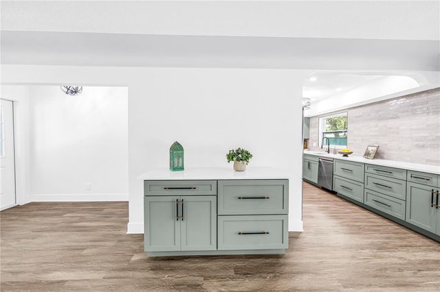 5010 109TH WAY N, St Petersburg, FL 33708