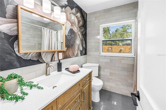 5010 109TH WAY N, St Petersburg, FL 33708