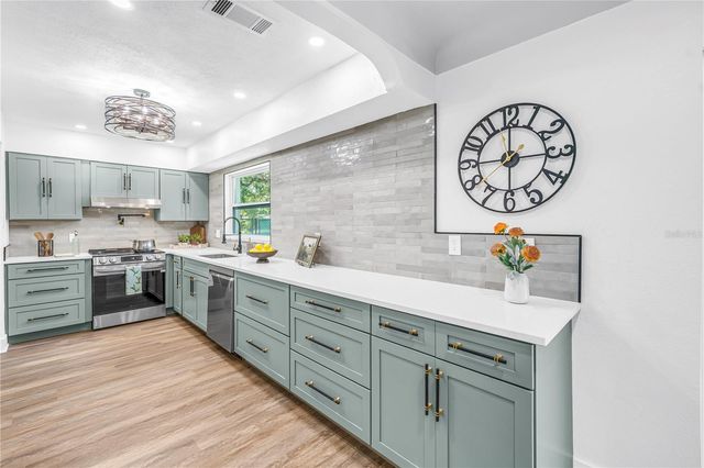 5010 109TH WAY N, St Petersburg, FL 33708