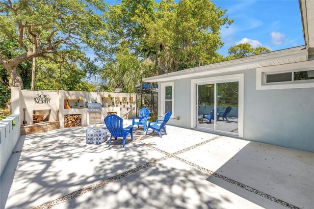 5010 109TH WAY N, St Petersburg, FL 33708