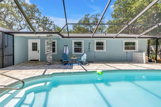 5010 109TH WAY N, St Petersburg, FL 33708