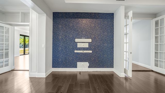 850 SW 87th Lane, Plantation, FL 33324