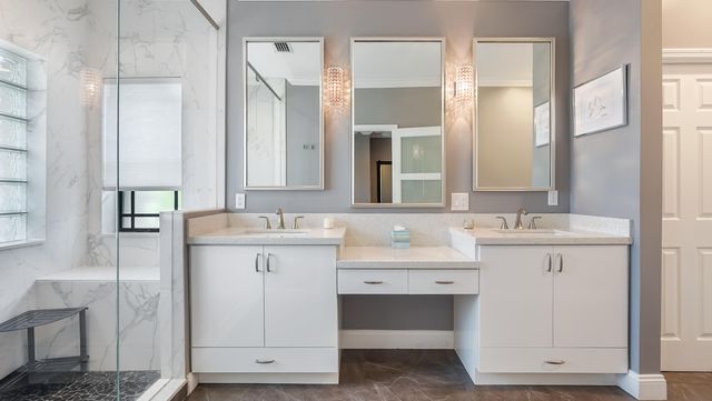 850 SW 87th Lane, Plantation, FL 33324