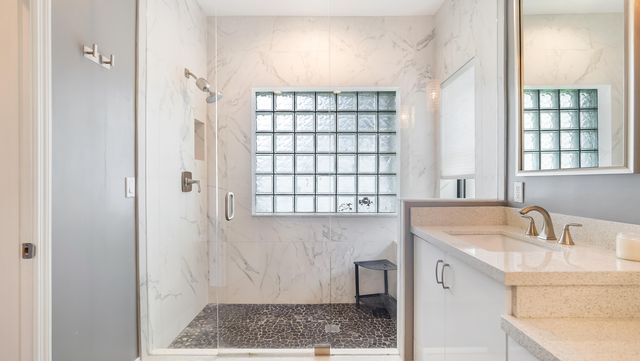 850 SW 87th Lane, Plantation, FL 33324