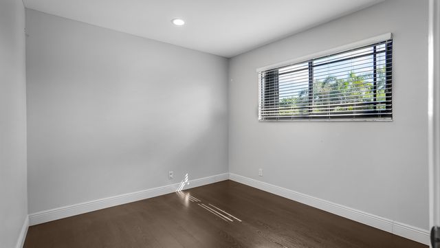 850 SW 87th Lane, Plantation, FL 33324