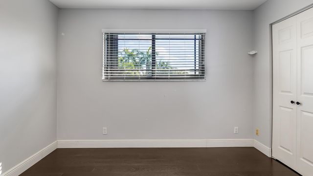 850 SW 87th Lane, Plantation, FL 33324