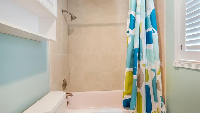 850 SW 87th Lane, Plantation, FL 33324