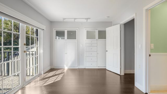 850 SW 87th Lane, Plantation, FL 33324