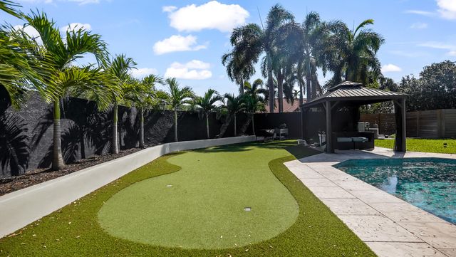 850 SW 87th Lane, Plantation, FL 33324