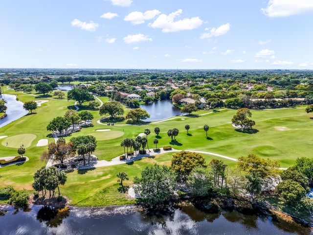 850 SW 87th Lane, Plantation, FL 33324