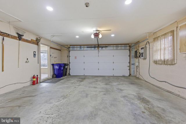 14717 FLINTSTONE LN, Silver Spring, MD 20905