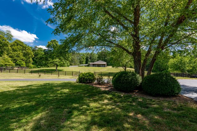 320 Crestview Lane, Dayton, TN 37321