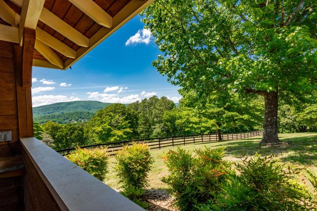 320 Crestview Lane, Dayton, TN 37321