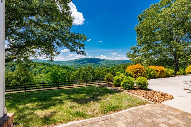320 Crestview Lane, Dayton, TN 37321