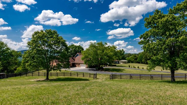 320 Crestview Lane, Dayton, TN 37321
