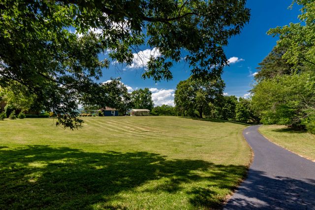 320 Crestview Lane, Dayton, TN 37321